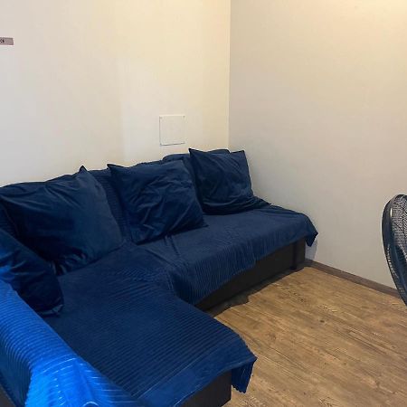 Le Pavillon Hostel นัวร์มูติเย-ออง-ลิล ภายนอก รูปภาพ
