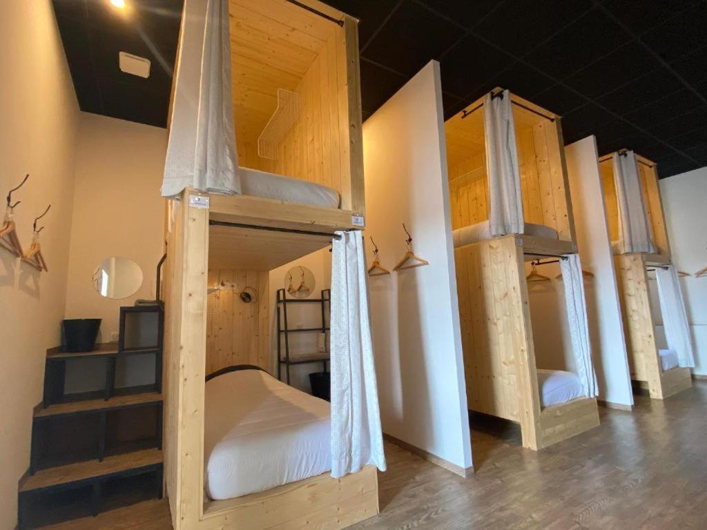 Le Pavillon Hostel นัวร์มูติเย-ออง-ลิล ภายนอก รูปภาพ