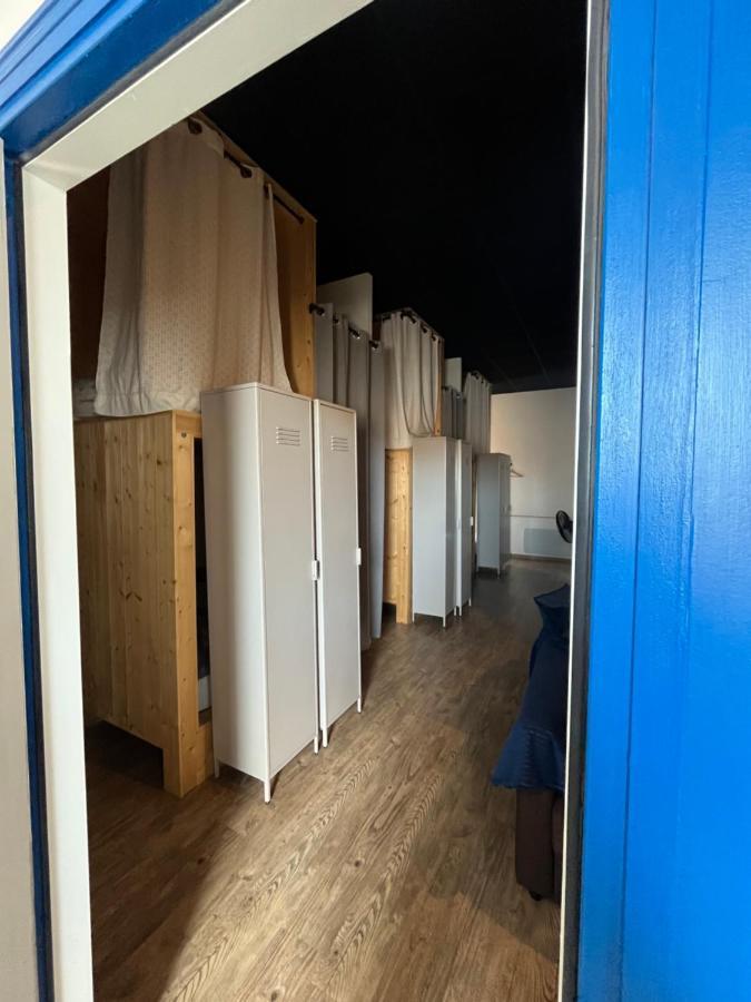 Le Pavillon Hostel นัวร์มูติเย-ออง-ลิล ภายนอก รูปภาพ