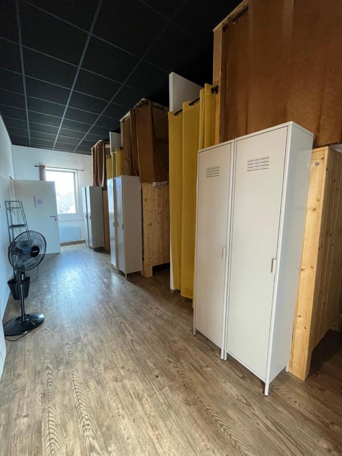 Le Pavillon Hostel นัวร์มูติเย-ออง-ลิล ภายนอก รูปภาพ